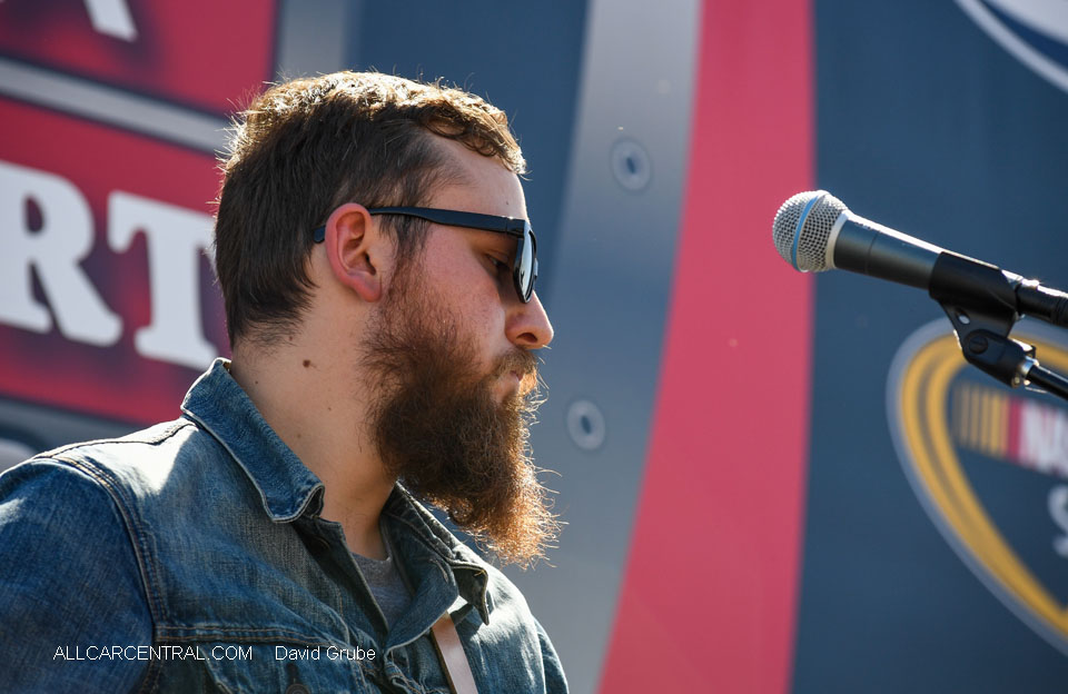  NASCAR Sonoma Raceway Toyota-Save Mart 350 2016