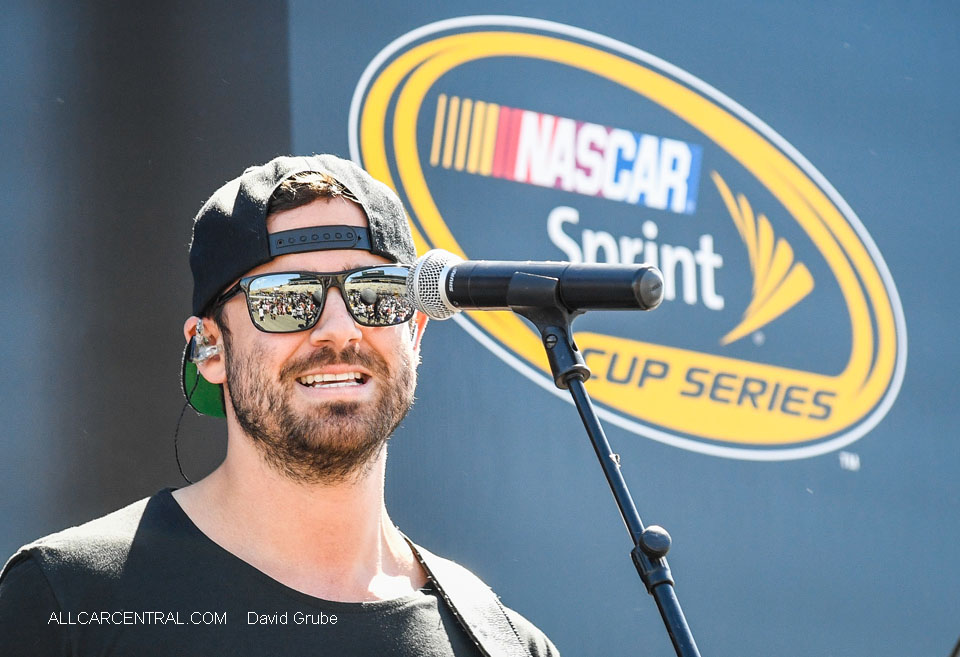  NASCAR Sonoma Raceway Toyota-Save Mart 350 2016