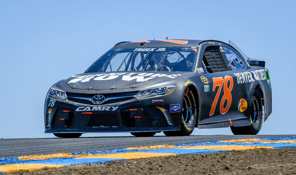  NASCAR Sonoma Raceway Toyota-Save Mart 350 2016