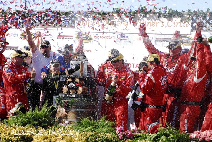 Kasey Kahne WINNER NASCAR Infineon Raceway 2009
