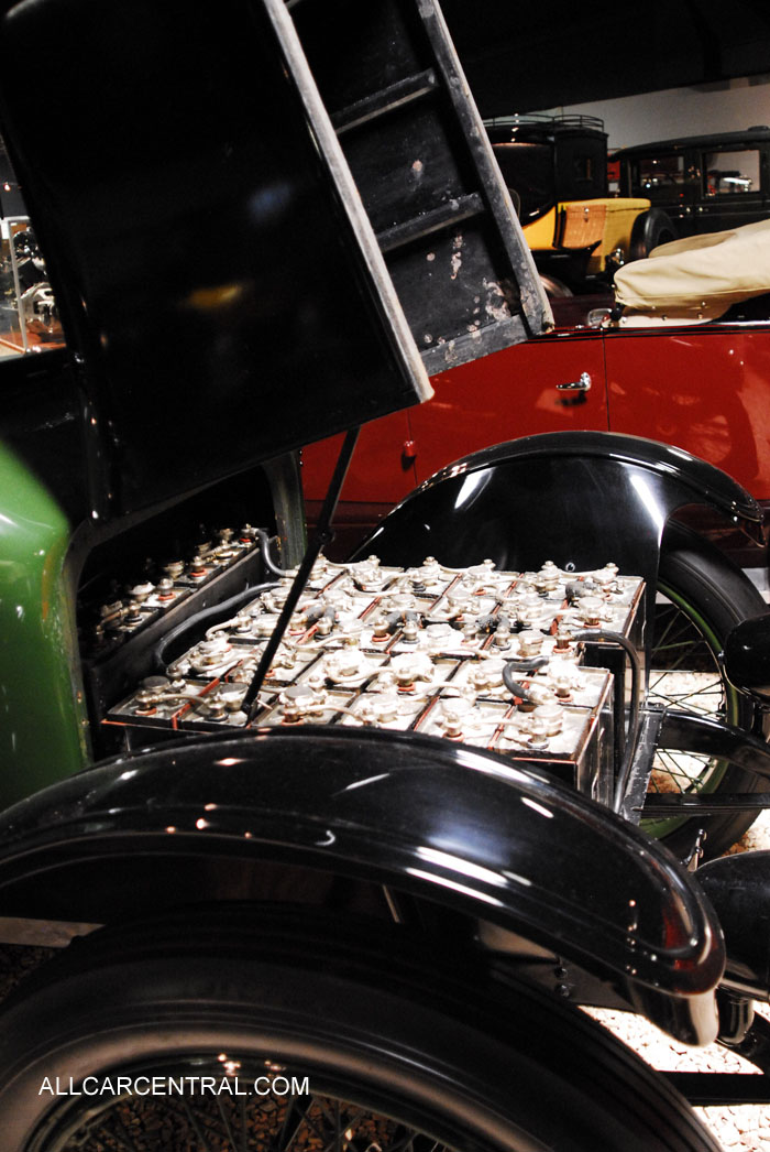 Detroit Electric 46 1914