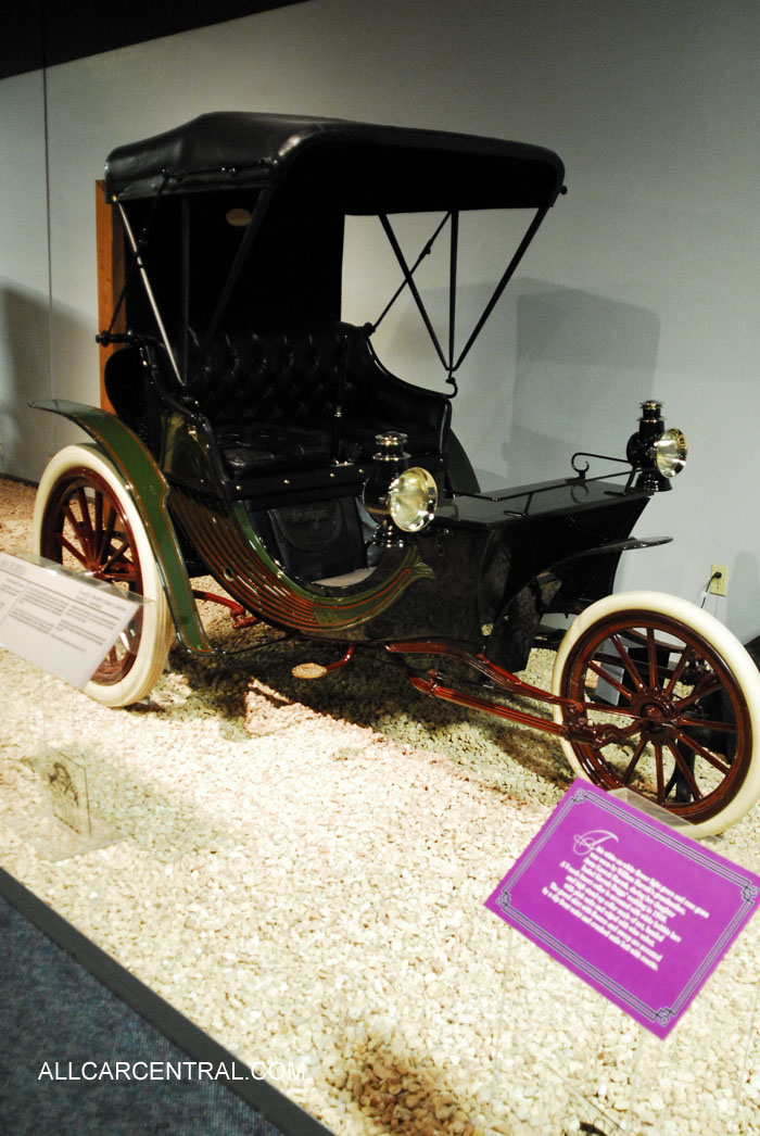 Duryea 3 Wheeled Phaeton 1903