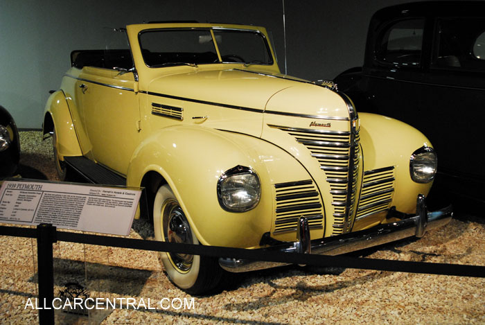 Plymouth P8 DeLuxe Convertible-Coupe 1939