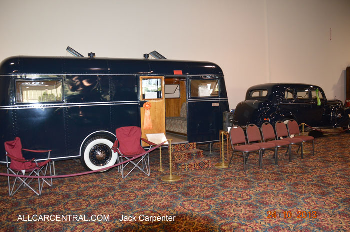 Pierce Arrow 1937 Nethercutt Museum 2013