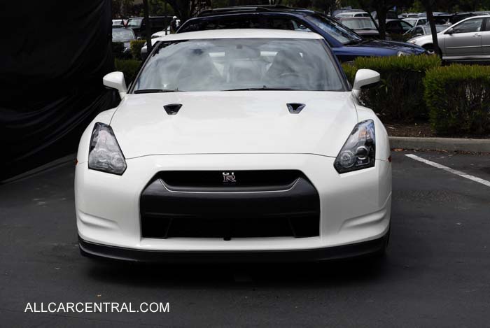 Nissan GT-R sn-JN1AR54F39M252968 2009