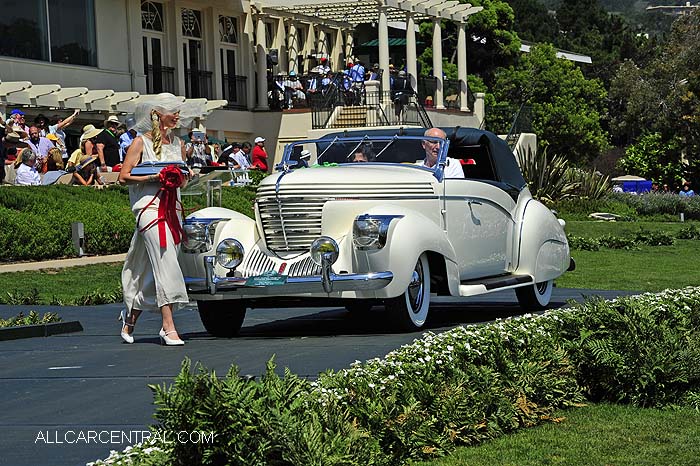 Graham Model 97 Saoutchik Convertible 1938   Pebble Beach Concours d'Elegance 2015
