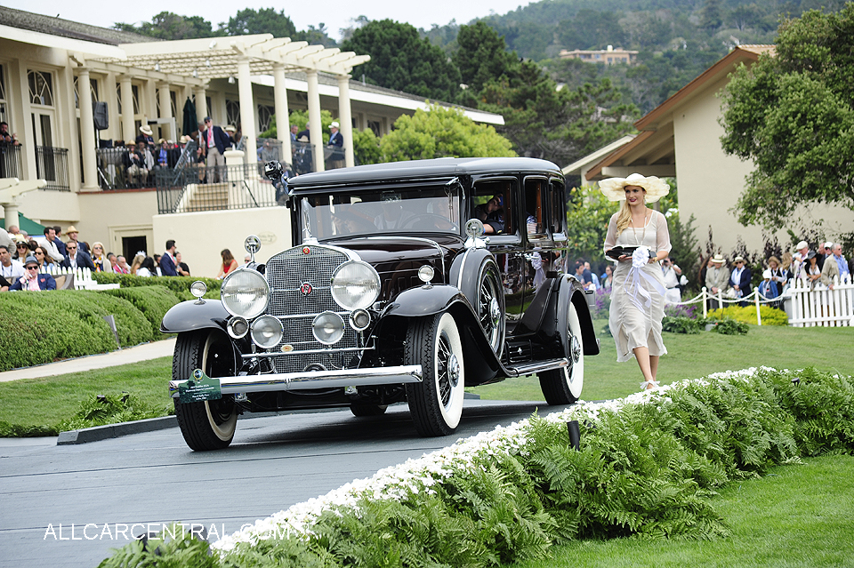  
Cadillac 452A Fleetwood Imperial 
Limousine 1931 Pebble Beach Concours 
2016