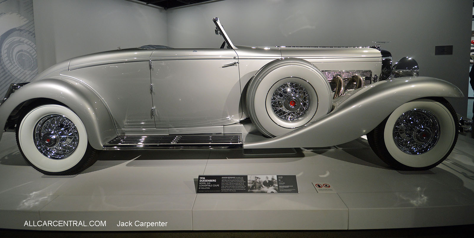   Duesenberg Model SJN Convertible 
Coupe 1936  Petersen Automotive Museum 2016
