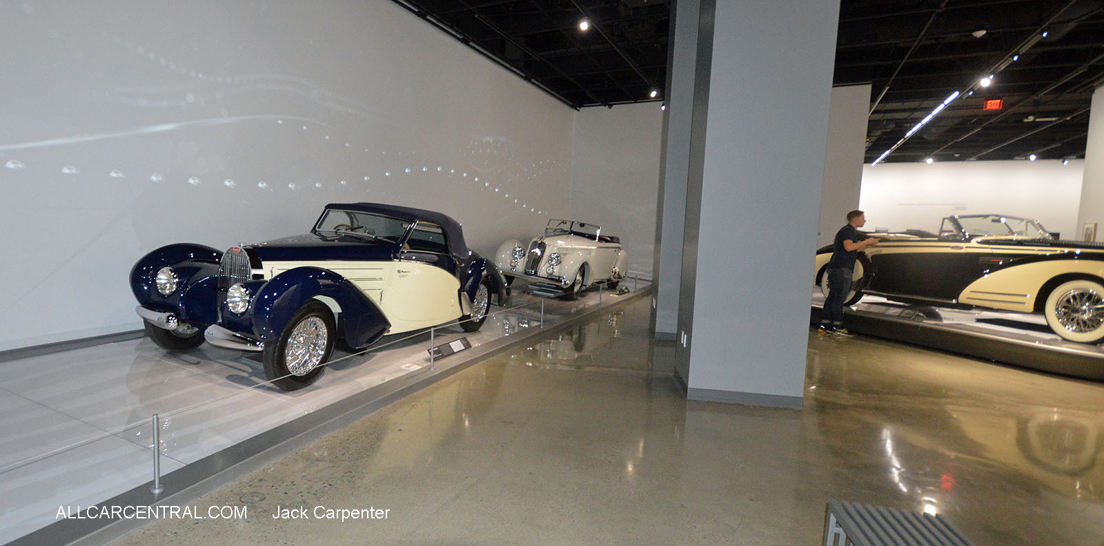 Petersen Automotive Museum
2016