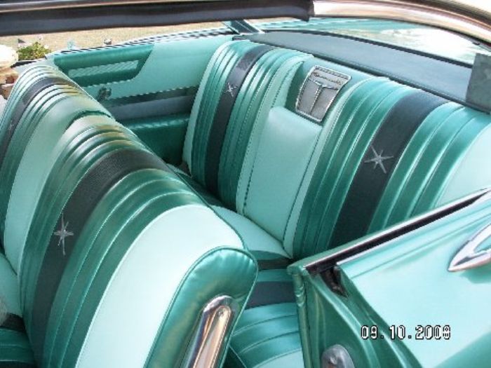 Pontiac Bonneville 1959 Cindy Bigelow Photo 2010