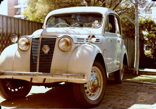 Renault Juvaquatre 1949