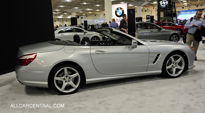  Mercedes Benz SL Roadster SN-WDDJK6FA9GF039670 2016 San Francisco Chronicle
58th Annual International Auto Show