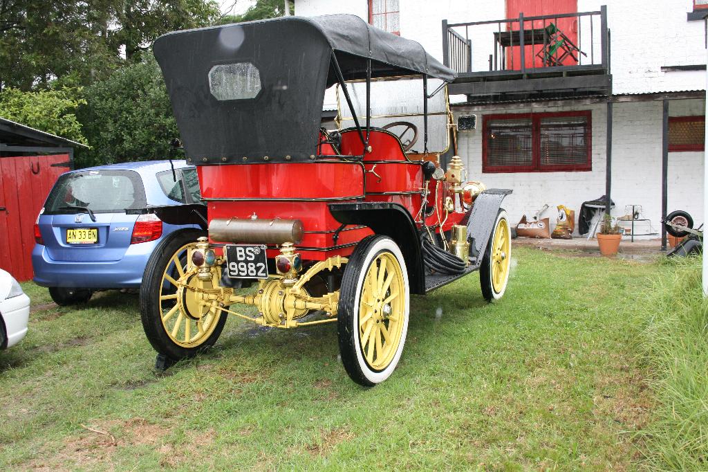 Stanley Steamer 1909