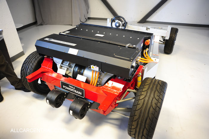 Silicon Valley Driving Charged and Connected 2013