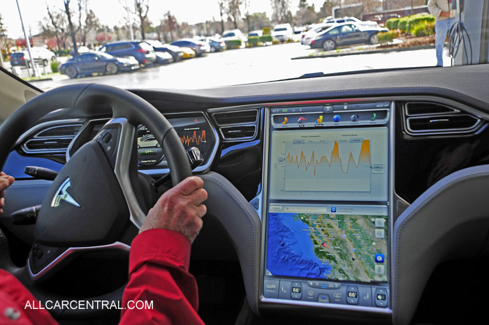 Tesla Model S 2014