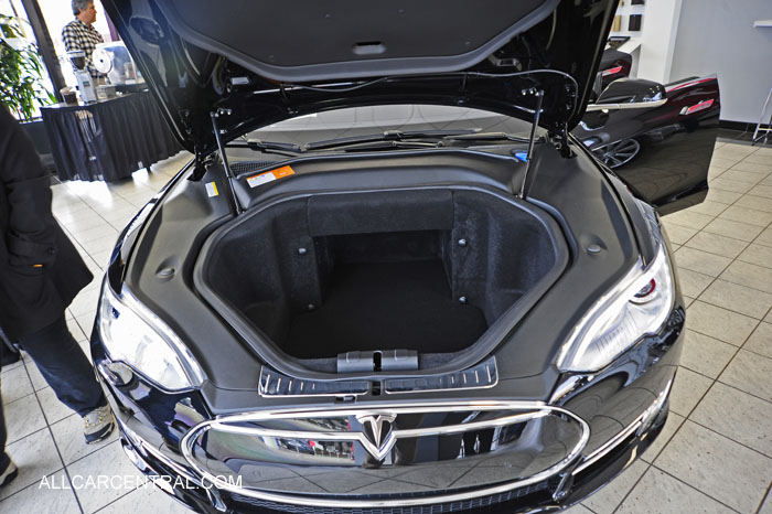 Tesla Model S 2014