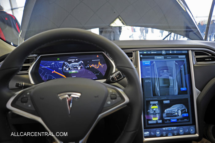 Tesla Model S 2014