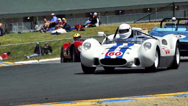 Dolphin America 1961 Pancho Kohner