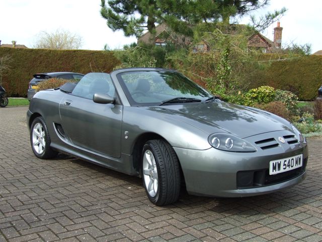 MG Roadster 2010
