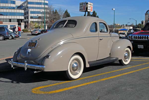 Ford V8 Deluxe 1940